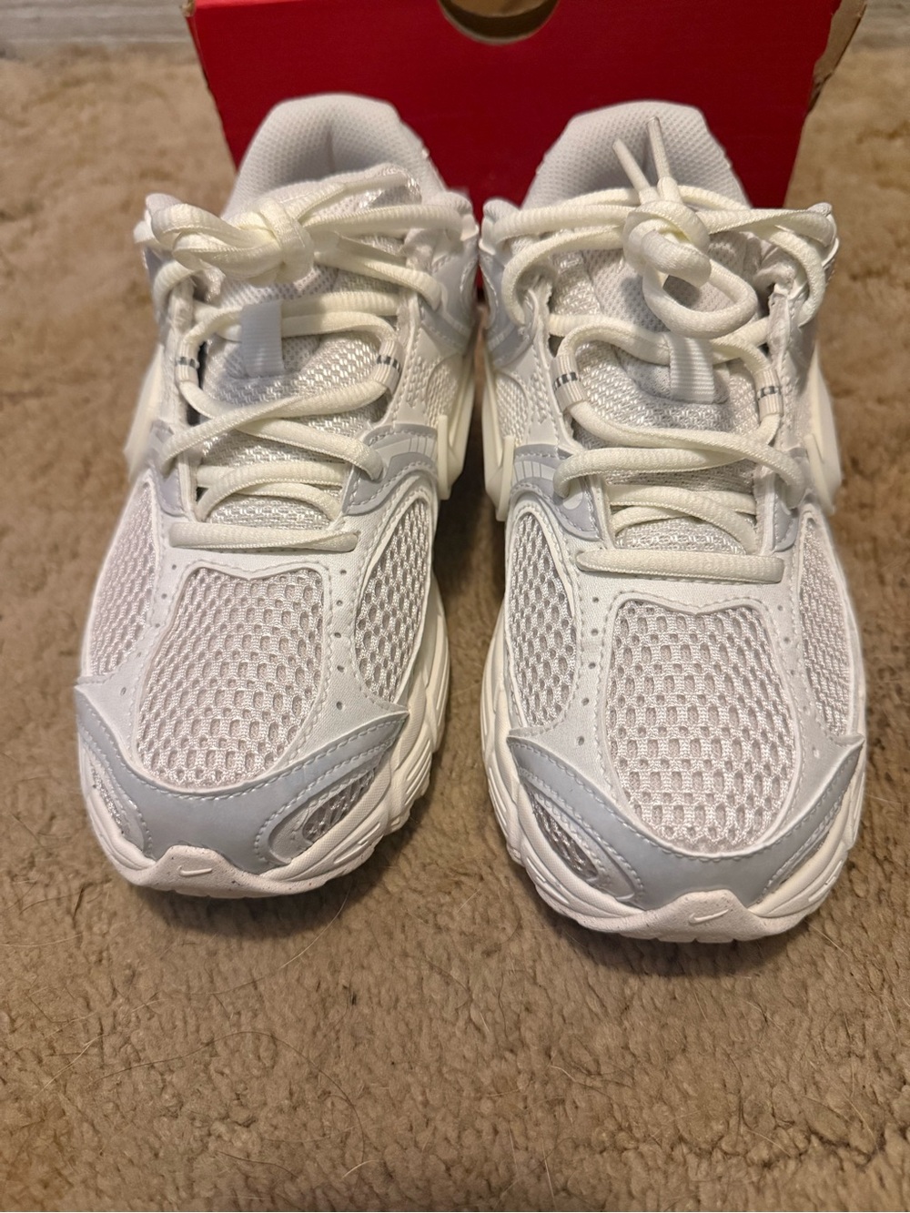 Brand new womens size 6w/4.5y(fit like a 5.5w)